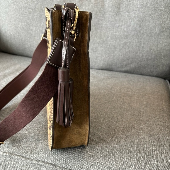 🐍SALE🐍Tory Burch Thea Exotic Web Large Shoulder Bag snakeskin and suede - Picture 3 of 9